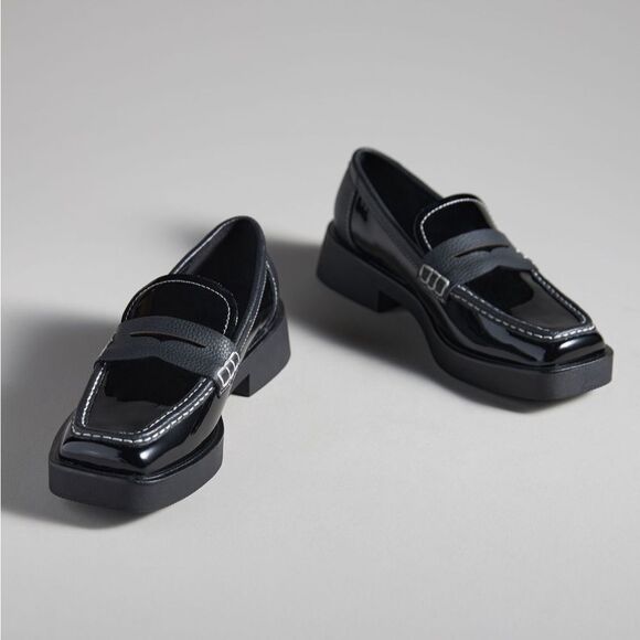 G.H.Bass Bowery Square-Toe Leather Flats - Picture 1 of 4